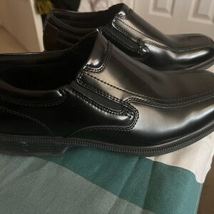Nunn Bush Black Leather Loafers for Men